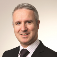 Multi-Asset Trading: To Specialise Or Not To Specialise?