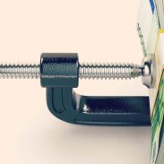 Uncleared Derivative Volumes Hold Steady