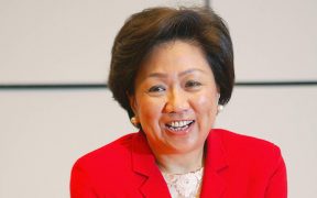 Hong Kong Stock Exchange Offers Surprise $37 Billion Bid for LSEG