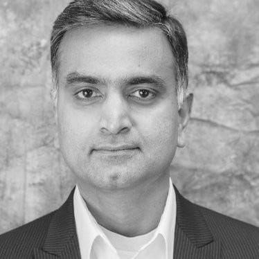 Overcoming Hesitation About Capital Markets Application Modernization